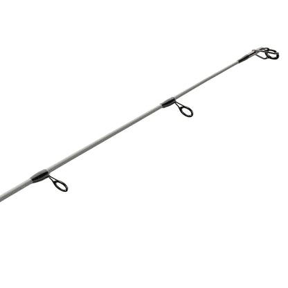 Penn Battle IV Spinning Reel and Fishing Rod Combo - size: 5000 Size Reel - 7' - Medium Heavy - 1pc, style: Battle IV Le