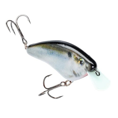 Strike King Hardliner Fishing Lure, Flat Sided Crankbait, Circuit Board Lip, Extra Tight Wobble, Size 4 Treble Hooks - color: Natural Shad