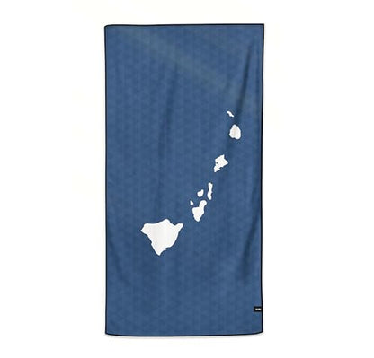 Anywhere Towel - Reversible Quick Drying Absorbent Compact Microfiber (Hawaiian Flag (Ka Hae Hawai'i)) - color: Hawaiian Flag (Ka Hae Hawai'i)
