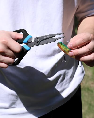 Mossy Oak 9.4" Fishing Shears, Detachable Multifunctional Large Scissors | for Braid, Mono & Fluorocarbon Line & Bait, with Scaler, Hook Remover, Bottle Opener & Sheath