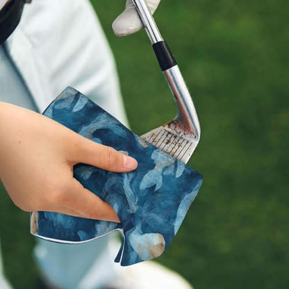 Blue Fish Pond Print Golf Towel, Microfiber Golf Towels for Bags with Carabiner Clip 16 x 24 inches, Men Womens Golfs Accessories