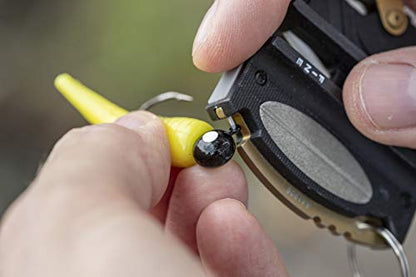 Smith's 51057 Regal River Fishing Multi-Tool - Coarse + Fine Knife Sharpening Slots, Line Cutter, Jig Eye Cleaner, Diamond Hook Sharpener - Portable Pocket Clip - Gift for Men - Compact Gadget
