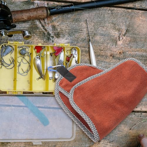 Abaodam Quick Dry Outdoor Fishing Towel with Carabiner Clip, Microfiber Hand Towel for Saltwater Fishing Gear and Boat Use, Lightweight Camping and Hiking Accessory in Khaki