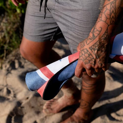 Anywhere Towel - Reversible Quick Drying Absorbent Compact Microfiber (Hawaiian Flag (Ka Hae Hawai'i)) - color: Hawaiian Flag (Ka Hae Hawai'i)