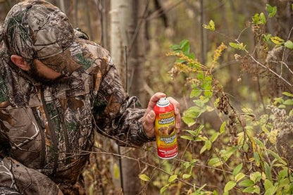 Wildlife Research Center - Deer Attractant Spray - Powerful Whitetail Deer Attractant & Big Game Food Scent - Long-Range Attraction Formula - 8 oz - style: Acorn Supreme