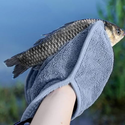 Fishing Towels with Clip Microfiber Towels Fishing Accessories Soft Quick Drying Baits Towel for Scrubbing Boats & Rods