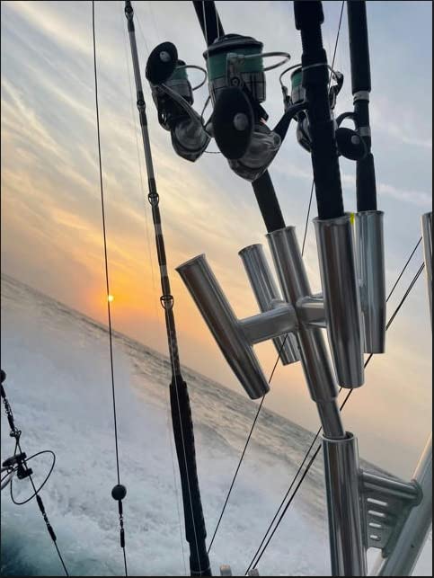 Tigress 88157-1 Five Banger Rod Holder for Fishing Rod, Bent Butt for Big Game Fishing Such as Shark, Wahoo, Mahi Mahi, Tuna or Sailfish